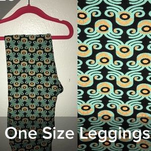 LulaRoe Leggings- One Size